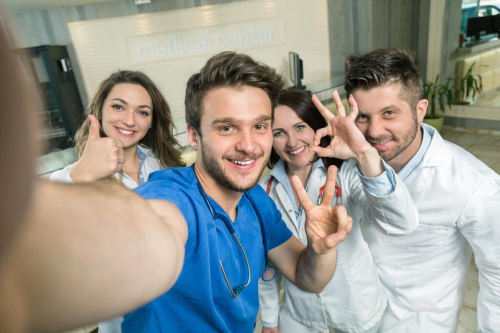 Planos de hospitales: áreas esenciales para tu proyecto 1 arquitectura hospitalaria nueva generacion